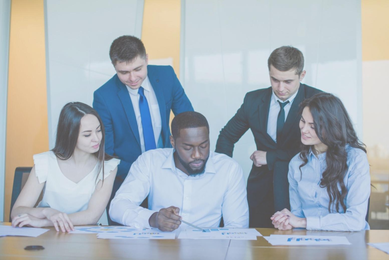 Ilustrasi keuntungan dan manfaat program kemitraan